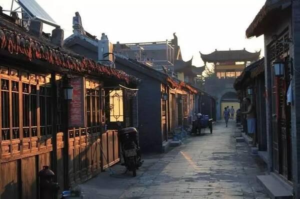 逃离办公室房间